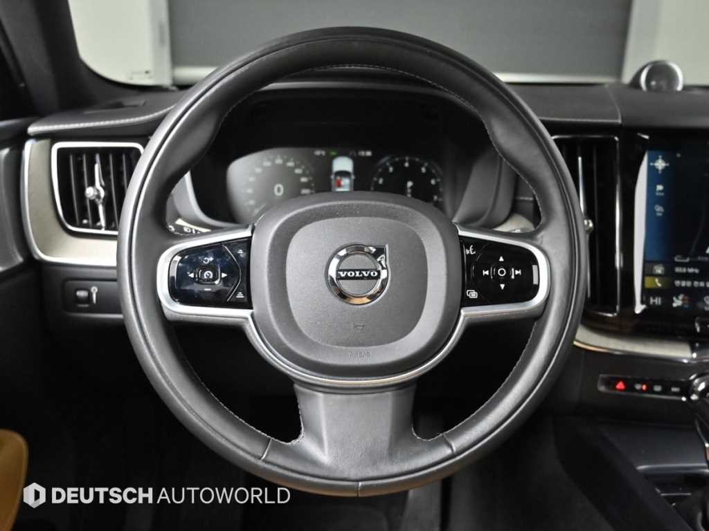 볼보 XC60 XC60(2세대) T6 AWD 인스크립션 이미지 13