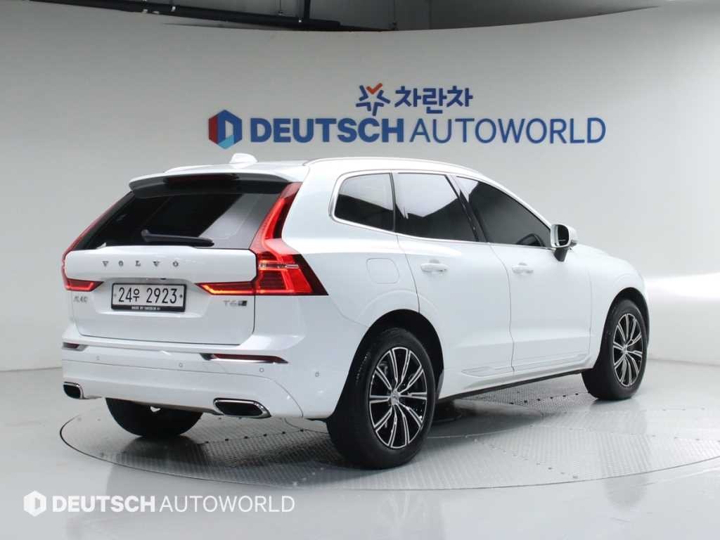 볼보 XC60 XC60(2세대) T6 AWD 인스크립션 이미지 2