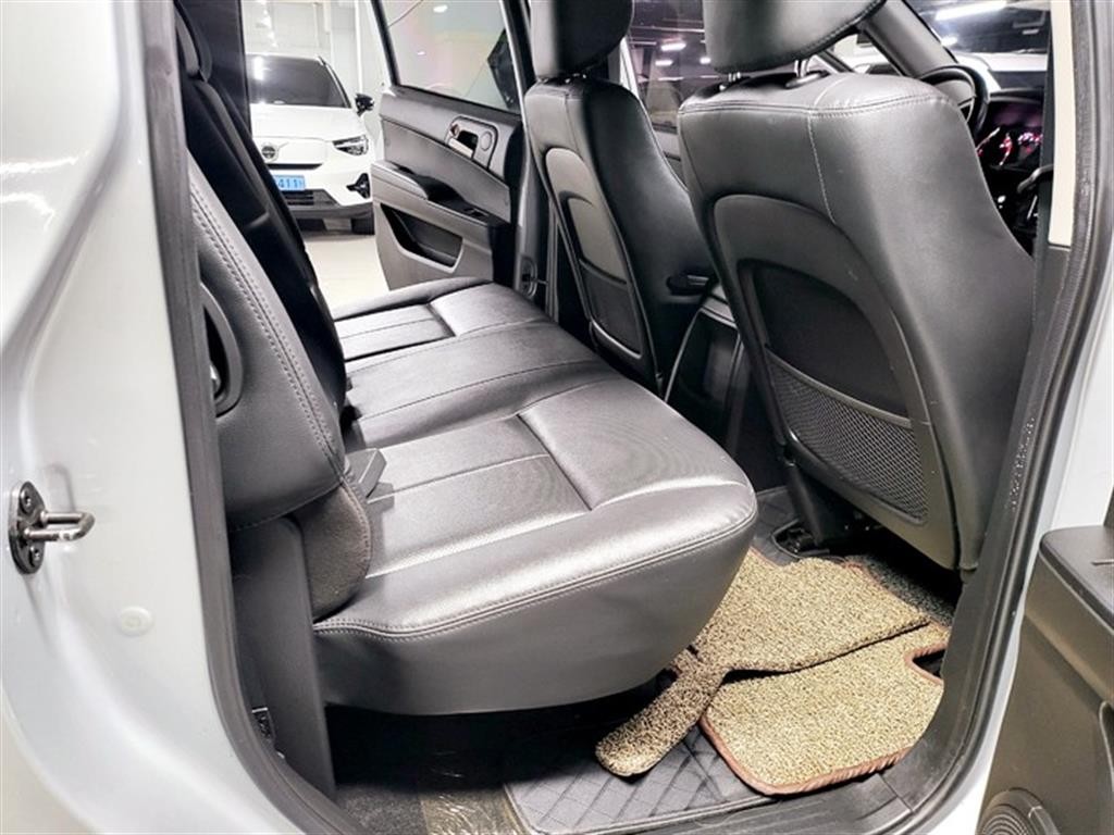 KG모빌리티(쌍용) 코란도 더뉴코란도스포츠 CX7(4WD) 클럽 이미지 10