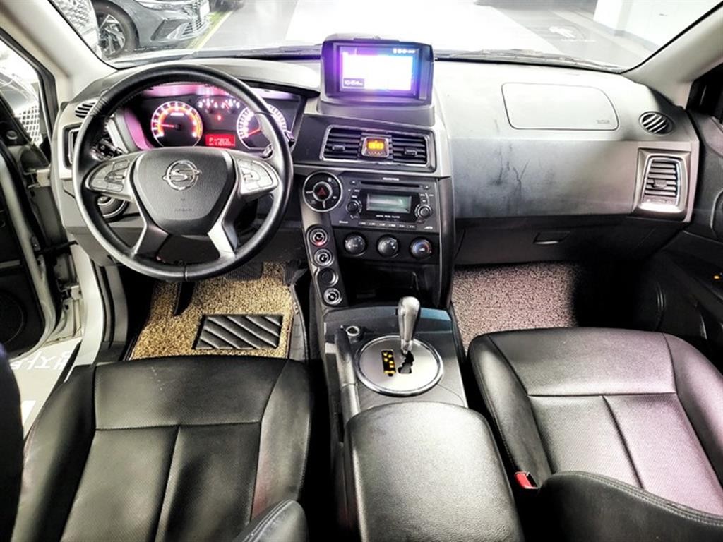 KG모빌리티(쌍용) 코란도 더뉴코란도스포츠 CX7(4WD) 클럽 이미지 11