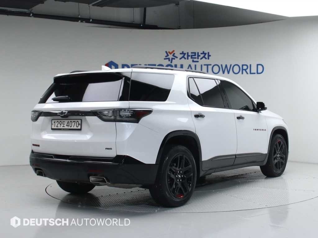 쉐보레 트래버스 3.6 AWD 레드라인 이미지 2