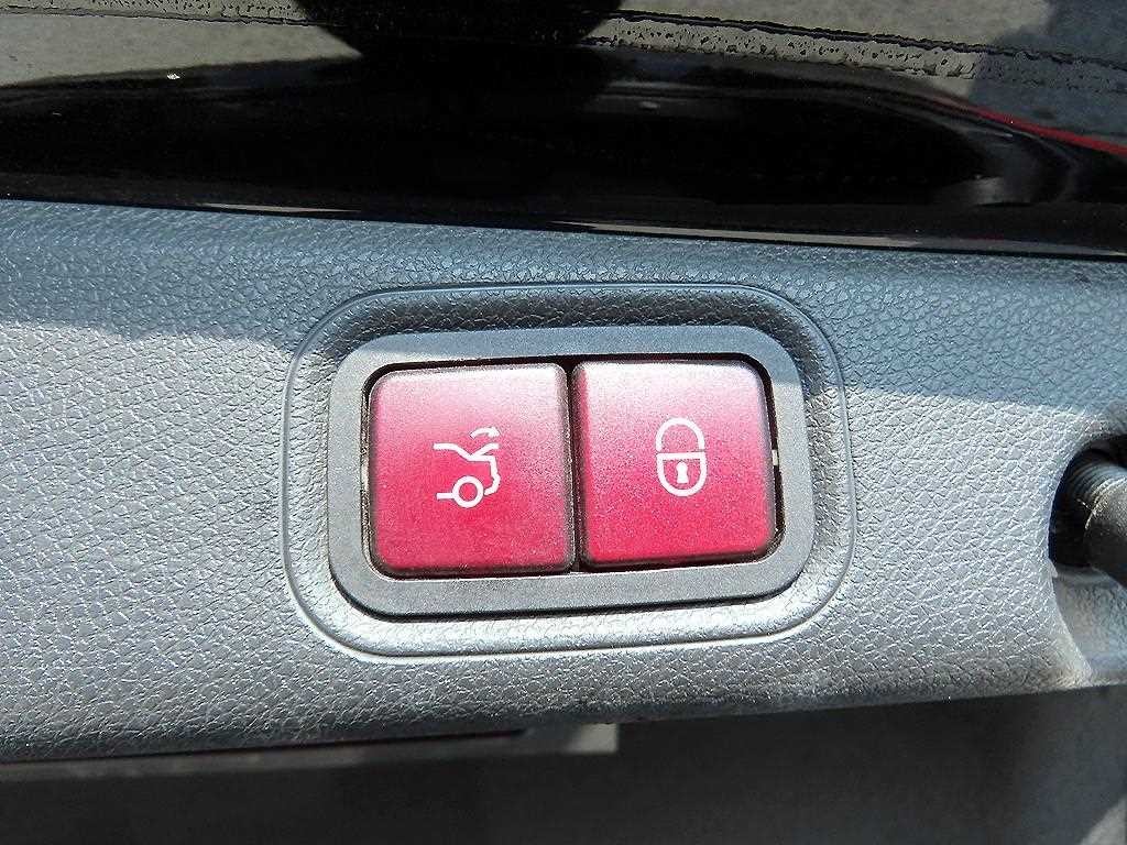벤츠 E 클래스 E-클래스 W213 E300 4MATIC 익스클루시브 이미지 15