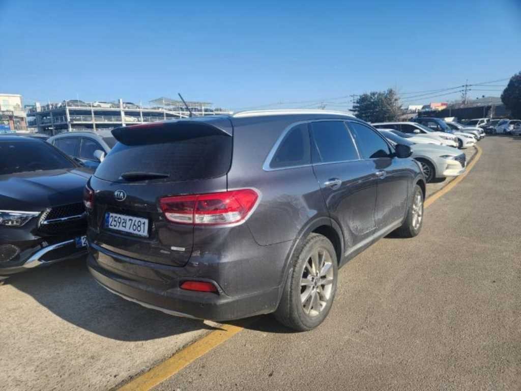 기아 쏘렌토 올 뉴 쏘렌토 디젤 2WD 2.0 노블레스 기본형 이미지 2