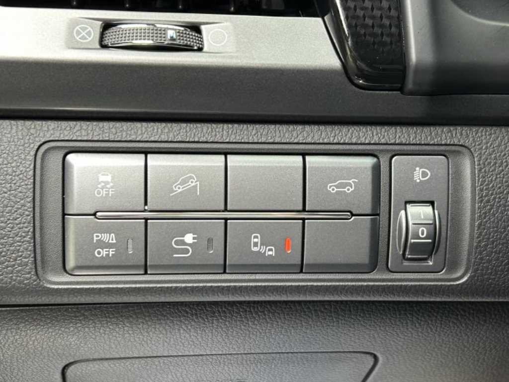 KG모빌리티(쌍용) 렉스턴 G4렉스턴 디젤 2.2 4WD 화이트 에디션 이미지 13