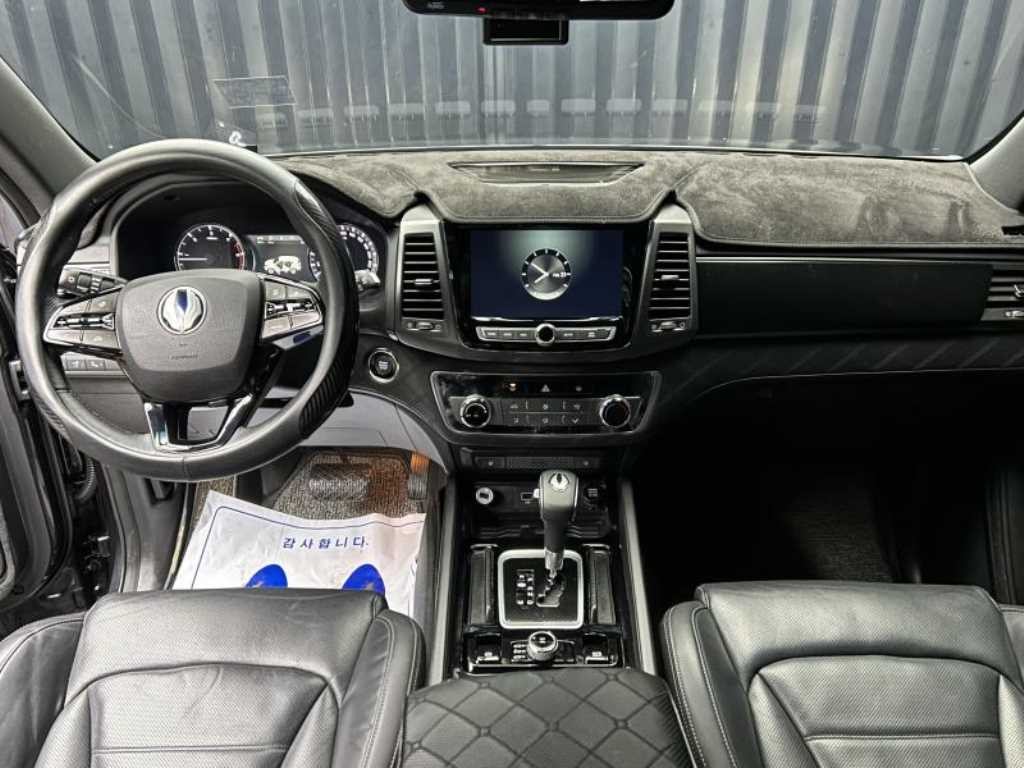 KG모빌리티(쌍용) 렉스턴 G4렉스턴 디젤 2.2 4WD 화이트 에디션 이미지 8