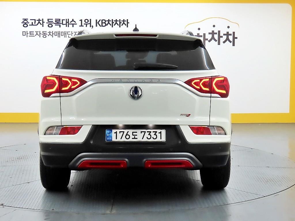 KG모빌리티(쌍용) 코란도 뷰티풀코란도 2WD 가솔린 1.5 C5 플러스 이미지 3