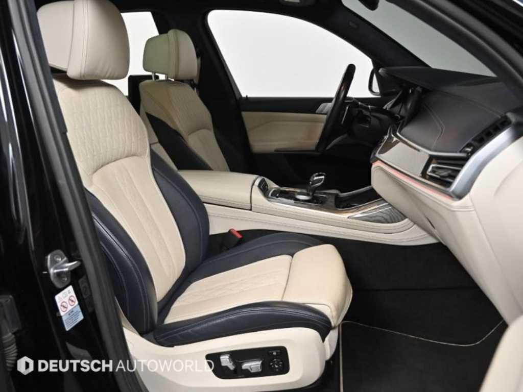 BMW X7 X7 (G07) xDrive 30d 디자인 퓨어 엑셀런스 6인승 이미지 10