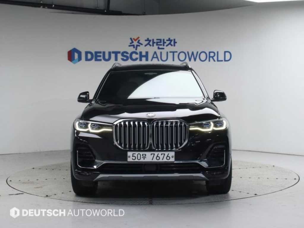 BMW X7 X7 (G07) xDrive 30d 디자인 퓨어 엑셀런스 6인승 이미지 3