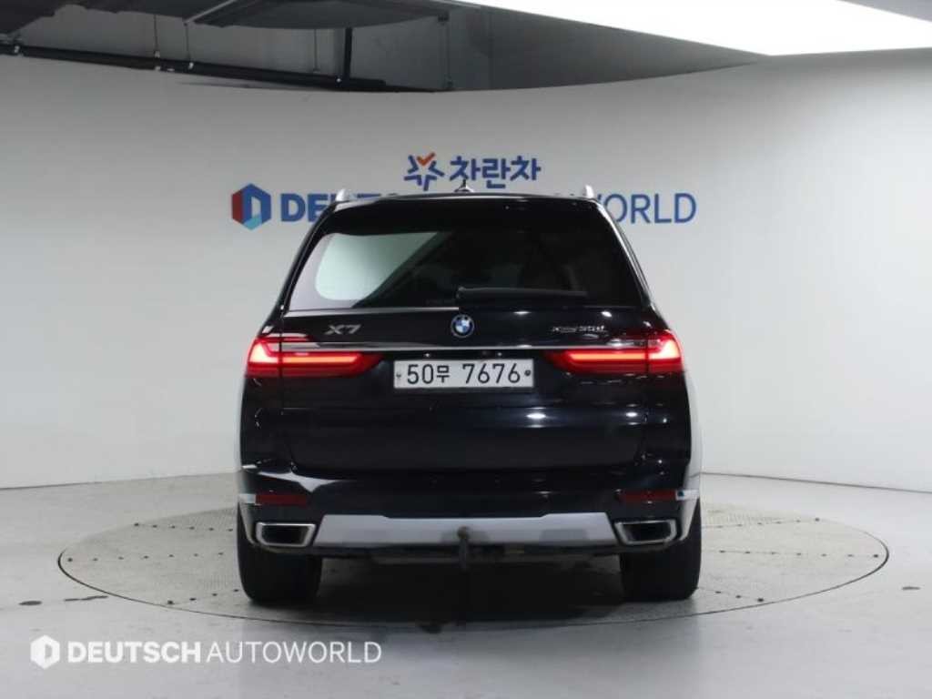 BMW X7 X7 (G07) xDrive 30d 디자인 퓨어 엑셀런스 6인승 이미지 4