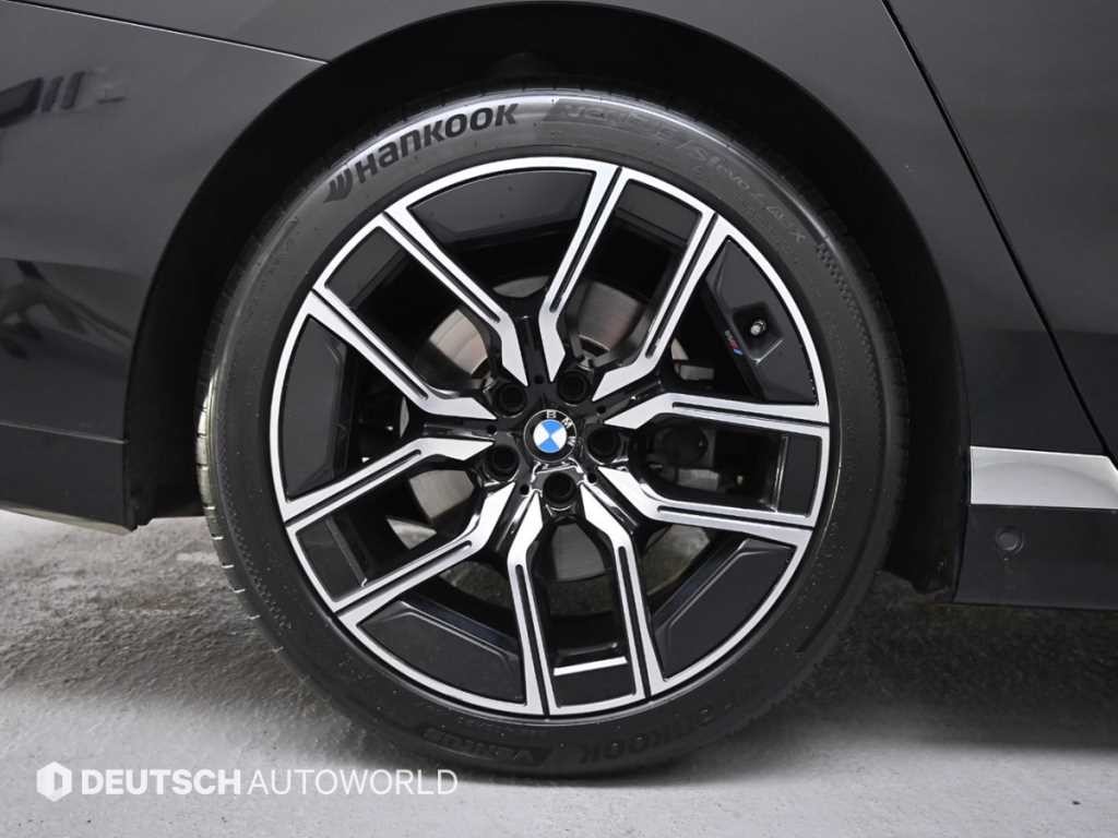 BMW 7시리즈 7시리즈 (G70) 740d xDrive M 스포츠 이미지 5