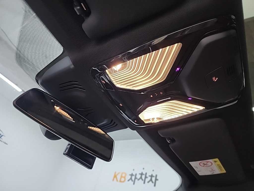 BMW 3시리즈 3시리즈 (G20) M340i xDrive 투어링 M 퍼포먼스 에디션 이미지 17