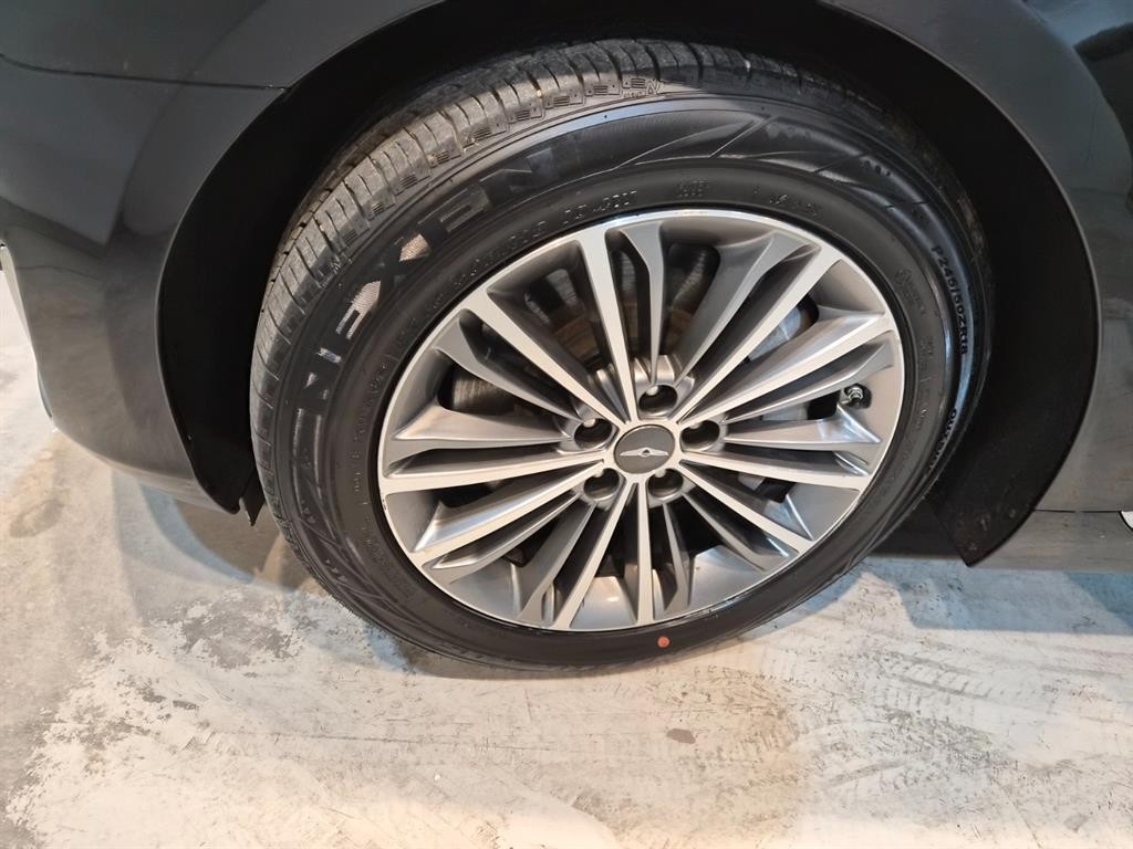 제네시스 EQ900 3.8 GDI AWD 프리미엄 럭셔리 이미지 16