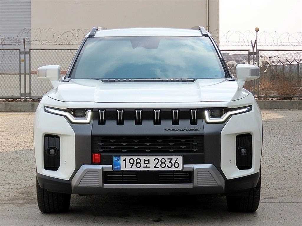 KG모빌리티(쌍용) 토레스 1.5 GDI-T 4WD T7 이미지 2