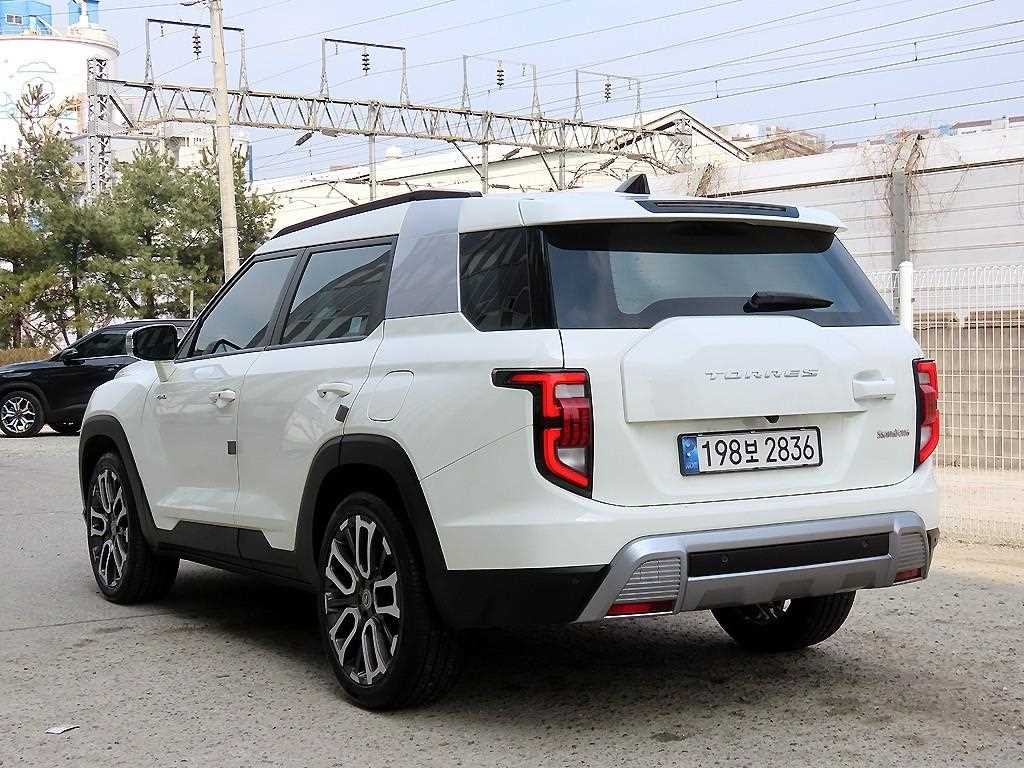 KG모빌리티(쌍용) 토레스 1.5 GDI-T 4WD T7 이미지 3