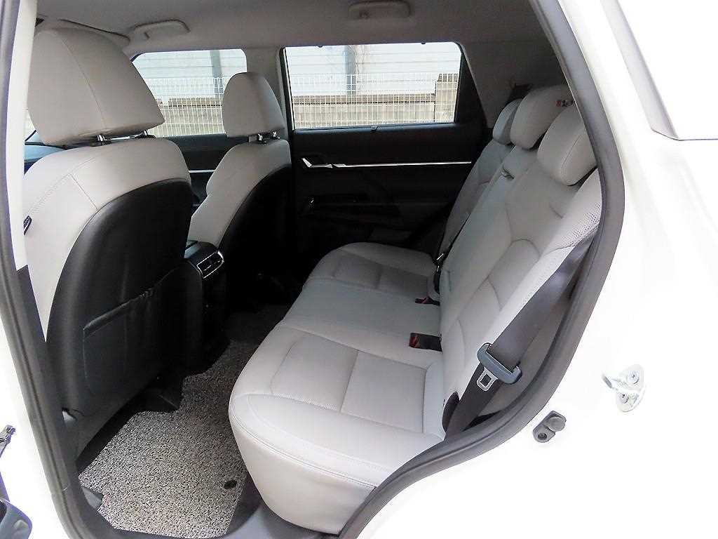 KG모빌리티(쌍용) 토레스 1.5 GDI-T 4WD T7 이미지 6