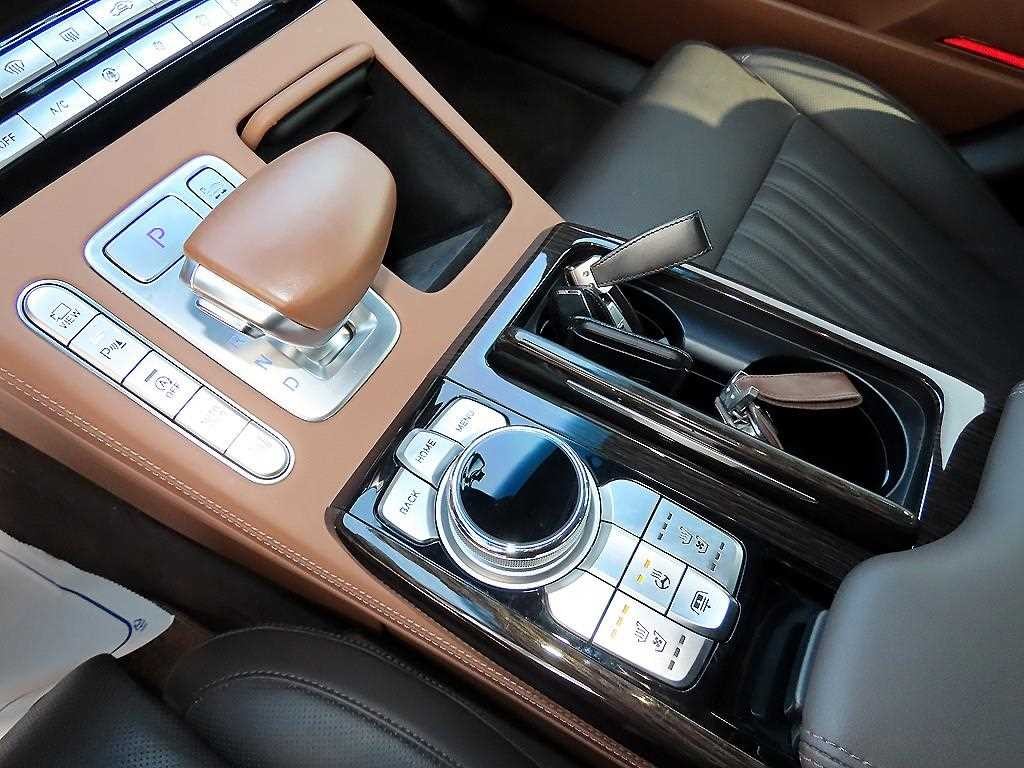 제네시스 G90 3.8 GDI AWD 럭셔리 이미지 10