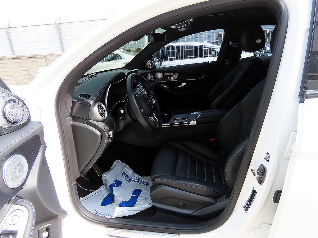 벤츠 GLC 클래스 GLC클래스 X253 GLC 300 4MATIC 쿠페 이미지 5