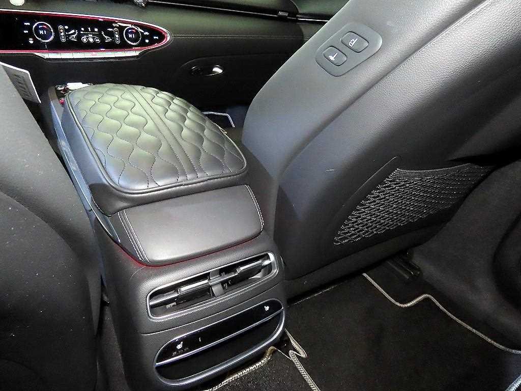 제네시스 GV70 2.5T 가솔린 2WD 이미지 15