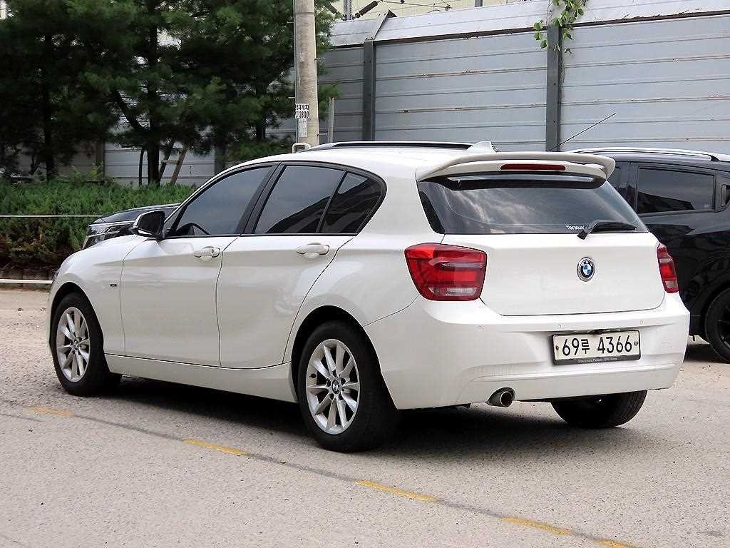 BMW 1시리즈 1시리즈 (F20) 118d 어반 이미지 3