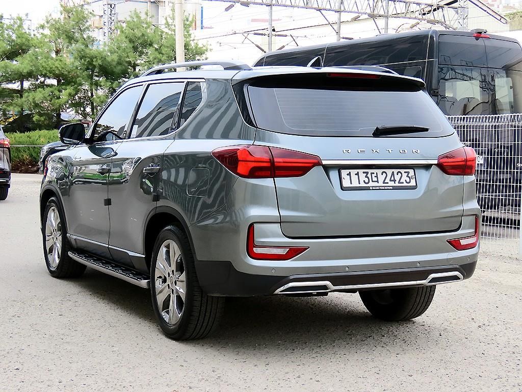 KG모빌리티(쌍용) 렉스턴 올 뉴 렉스턴 (Y450) 디젤 2.2 4WD 프레스티지 이미지 3