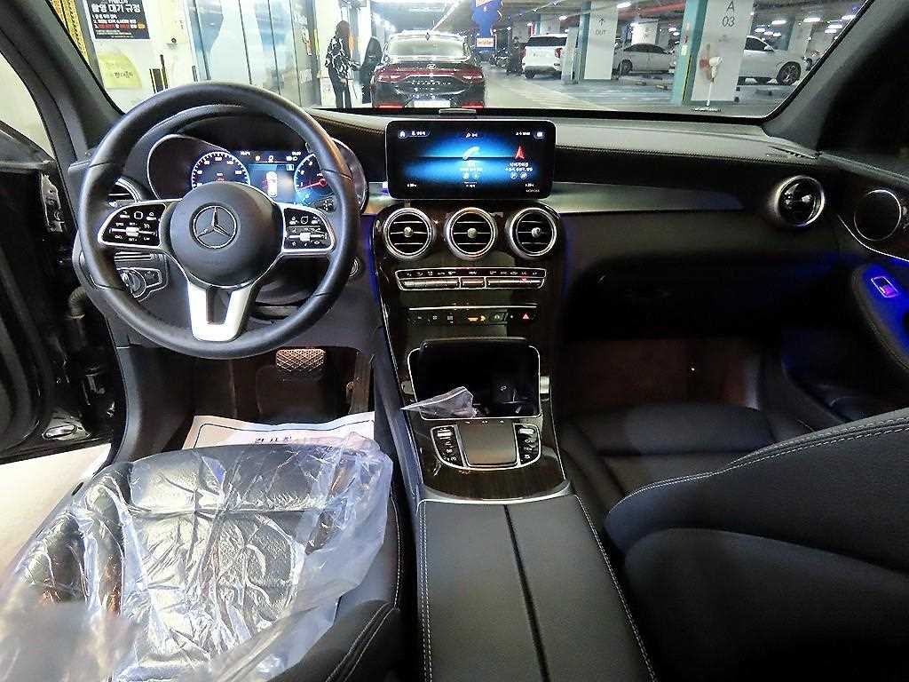 벤츠 GLC 클래스 GLC클래스 X253 GLC 300 4MATIC 프리미엄 이미지 10