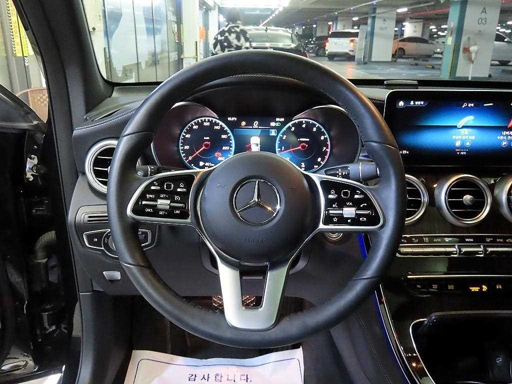 벤츠 GLC 클래스 GLC클래스 X253 GLC 300 4MATIC 프리미엄 이미지 8