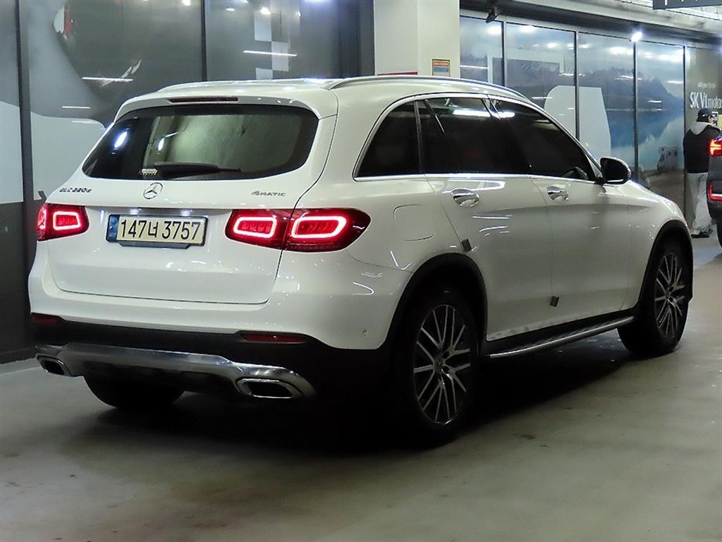벤츠 GLC 클래스 GLC클래스 X253 GLC 220 d 4MATIC 이미지 4