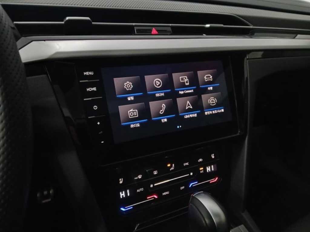 폭스바겐 아테온 2.0 TDI 프레스티지 이미지 11
