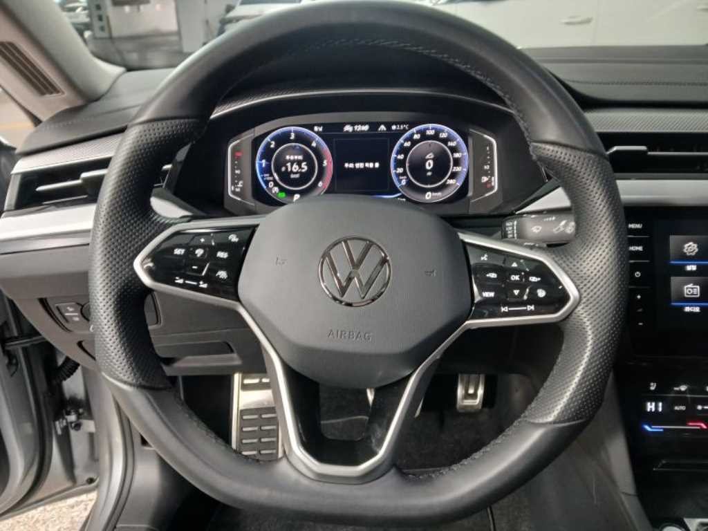 폭스바겐 아테온 2.0 TDI 프레스티지 이미지 8