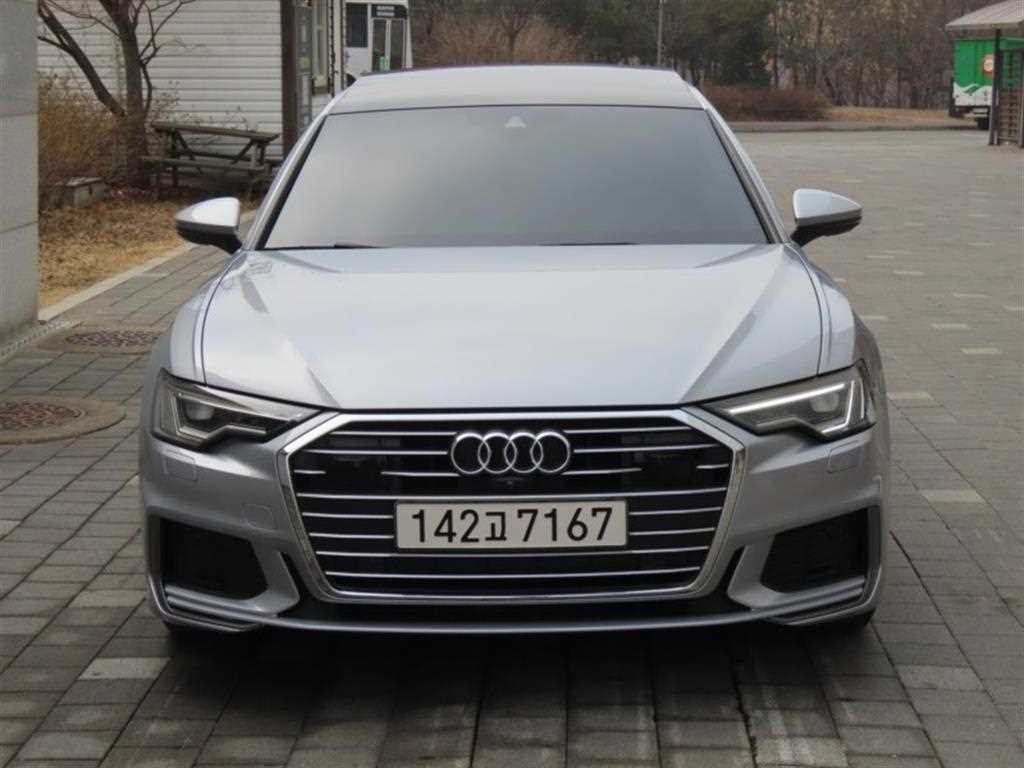 아우디 A6 A6 (C8) 40 TDI 이미지 1
