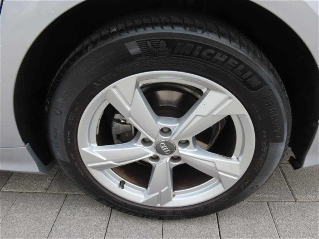 아우디 A6 A6 (C8) 40 TDI 이미지 17