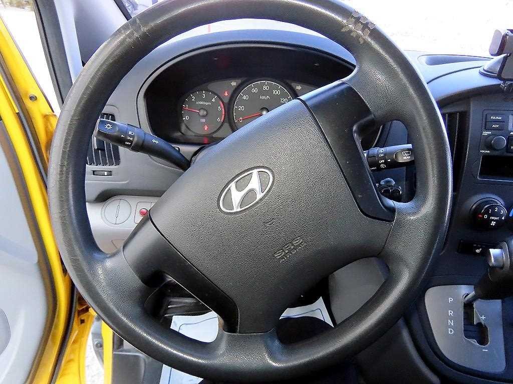 현대 스타렉스 그랜드 스타렉스 12인승 왜건 4WD CVX 디럭스 이미지 9