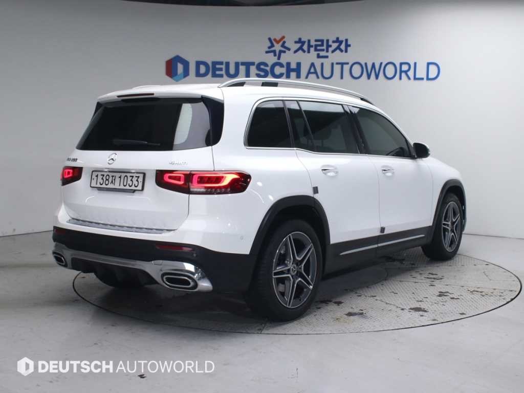 벤츠 GLB 클래스 GLB클래스 X247 GLB 250 4MATIC 이미지 2