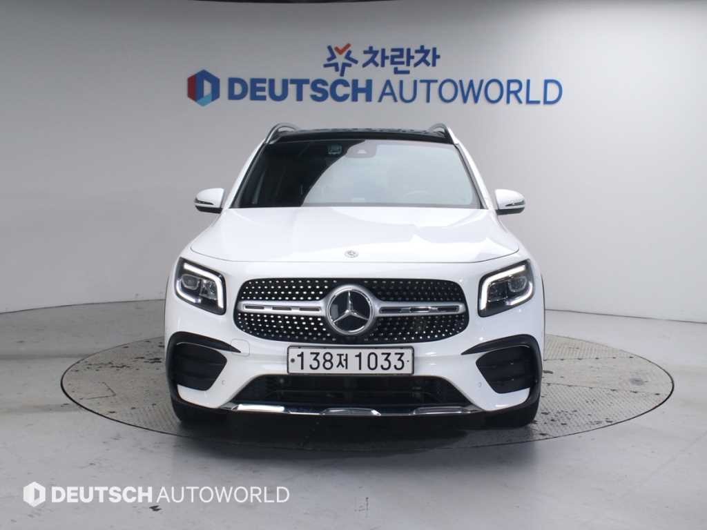 벤츠 GLB 클래스 GLB클래스 X247 GLB 250 4MATIC 이미지 3