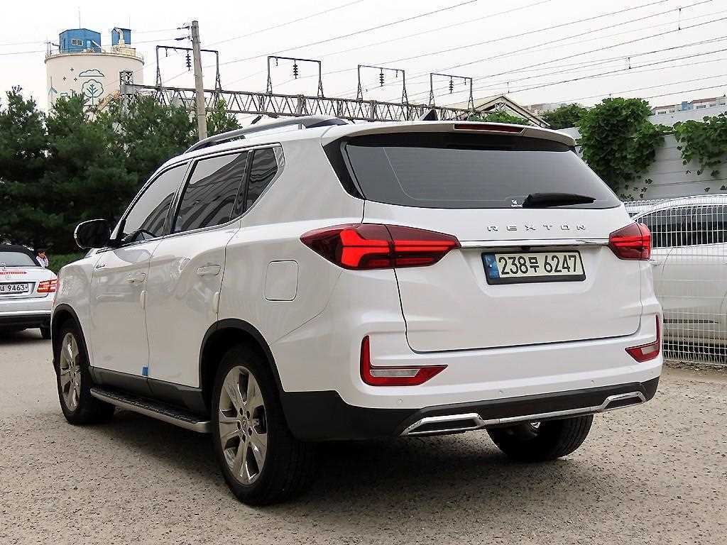 KG모빌리티(쌍용) 렉스턴 올 뉴 렉스턴 (Y450) 디젤 2.2 4WD 마스터 이미지 3