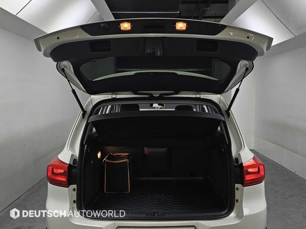 폭스바겐 티구안 뉴티구안 2.0 TDI 컴포트 이미지 20