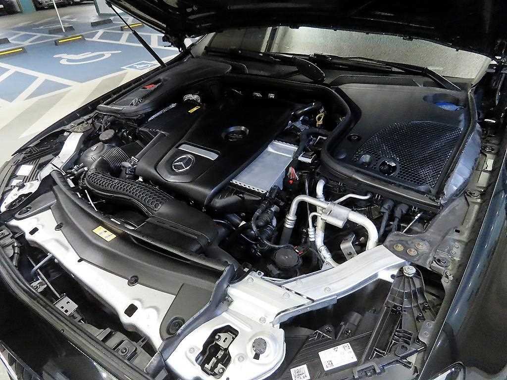 벤츠 E 클래스 E-클래스 W213 E250 아방가르드 이미지 19