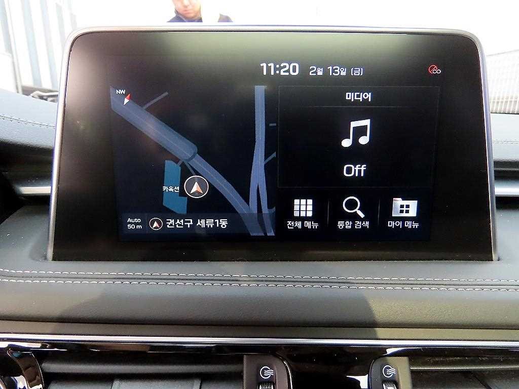 제네시스 G70 2.0T 슈프림 이미지 13