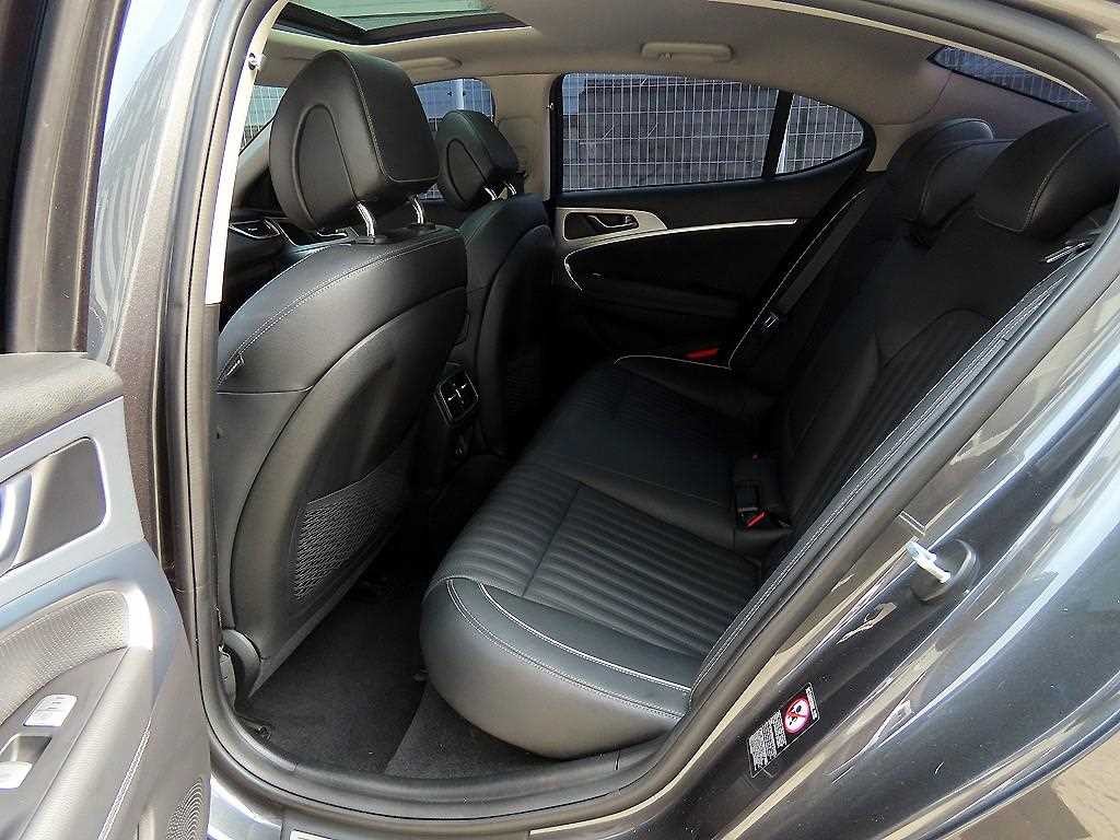 제네시스 G70 2.0T 슈프림 이미지 6