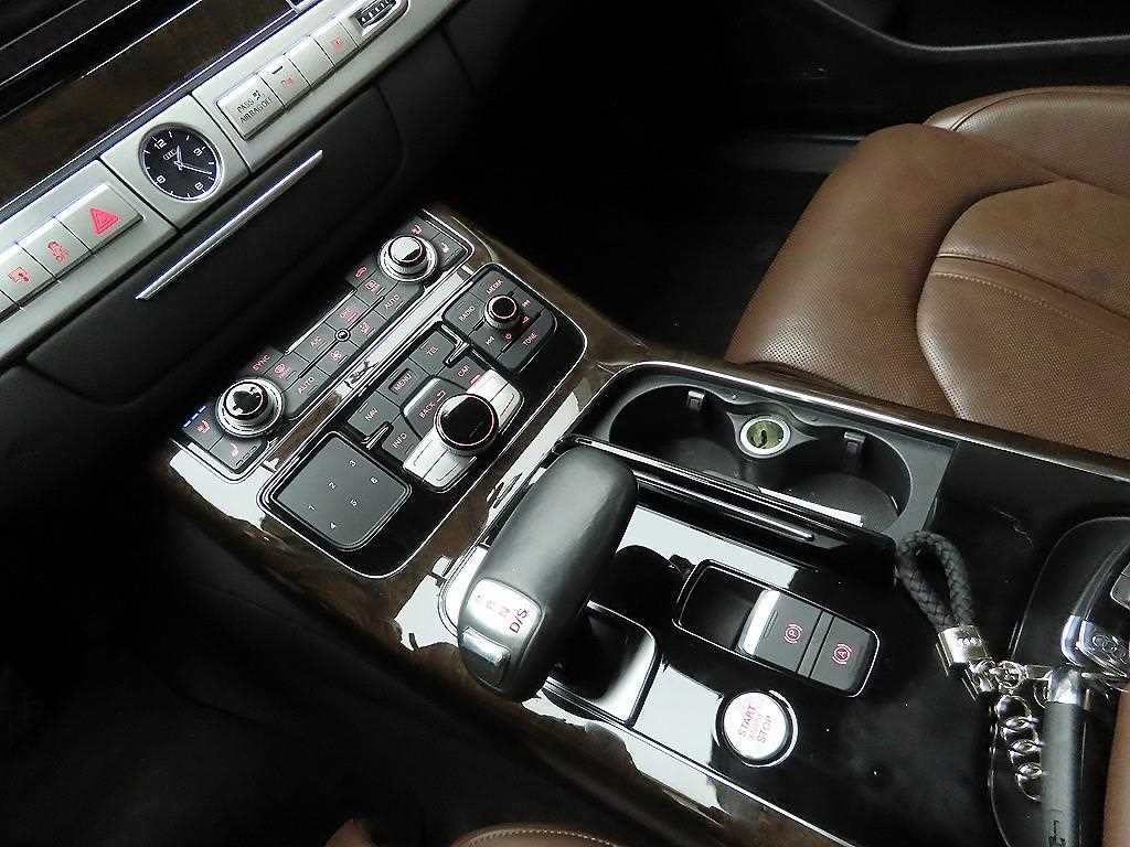 아우디 A8 뉴A8 60 TDI 콰트로 이미지 10