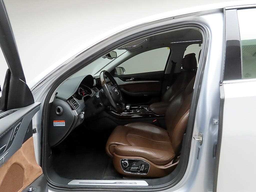 아우디 A8 뉴A8 60 TDI 콰트로 이미지 13