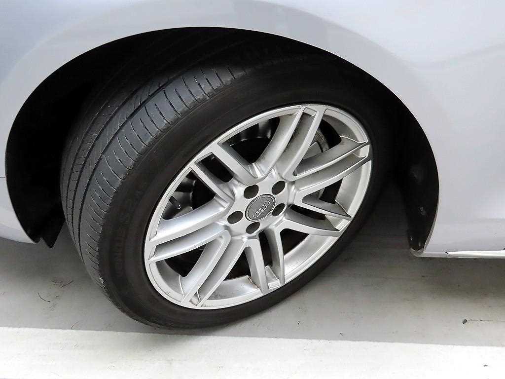 아우디 A8 뉴A8 60 TDI 콰트로 이미지 19