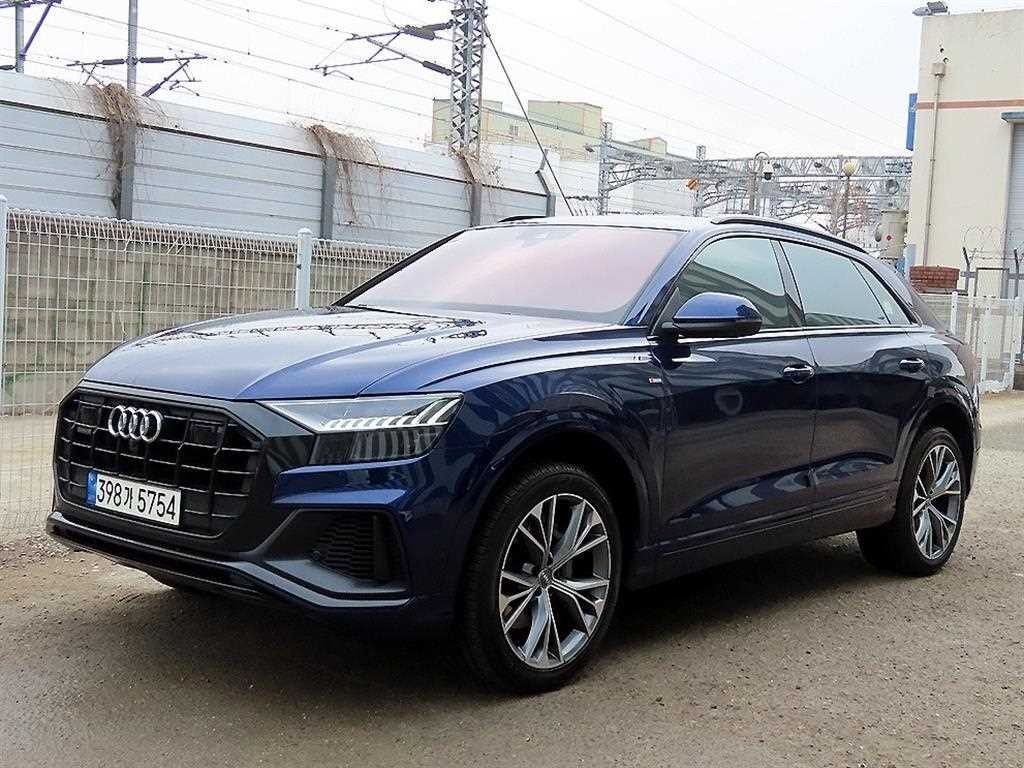 아우디 Q8 50 TDI 콰트로 프리미엄 이미지 2