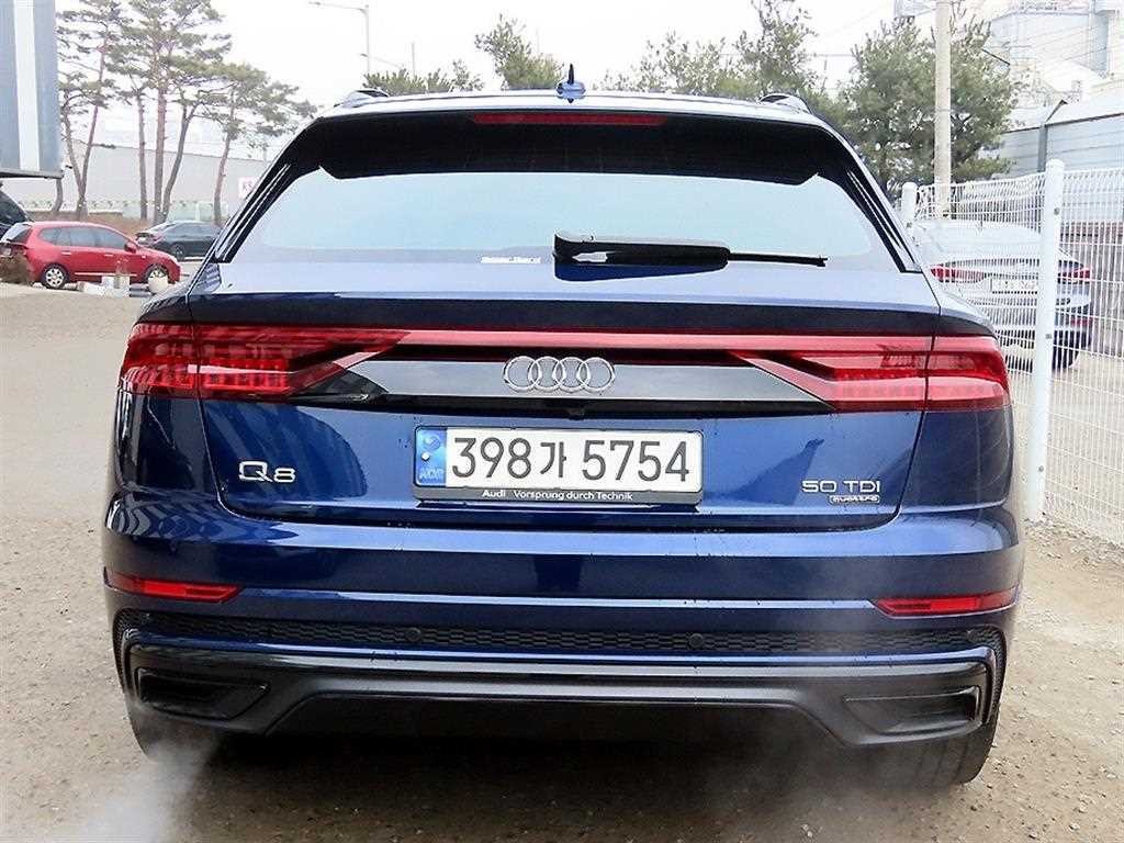 아우디 Q8 50 TDI 콰트로 프리미엄 이미지 4