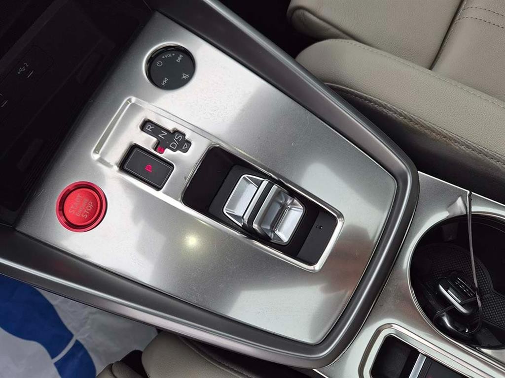 아우디 A3 A3(8Y) 40 TFSI 프리미엄 이미지 11