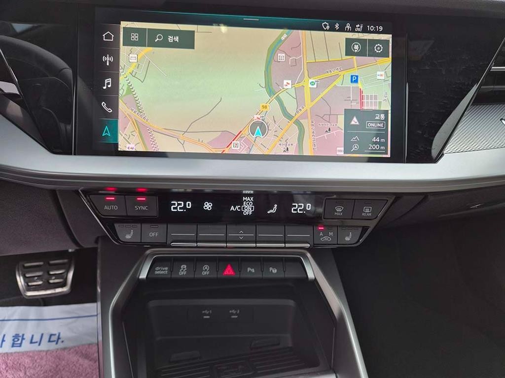 아우디 A3 A3(8Y) 40 TFSI 프리미엄 이미지 14