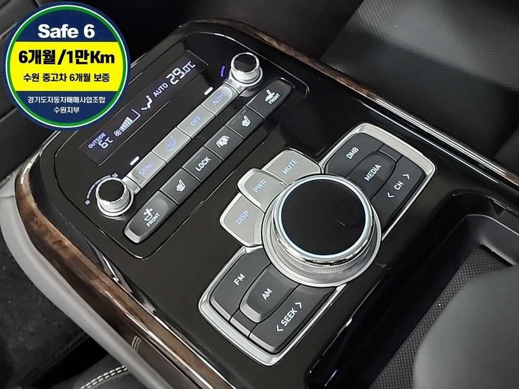 제네시스 G90 3.8 GDI AWD 프리미엄 럭셔리 이미지 14
