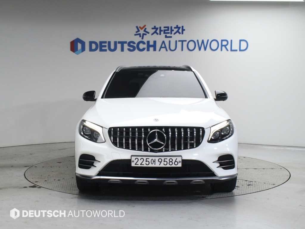 벤츠 GLC 클래스 GLC클래스 X253 AMG GLC 43 4MATIC 이미지 3