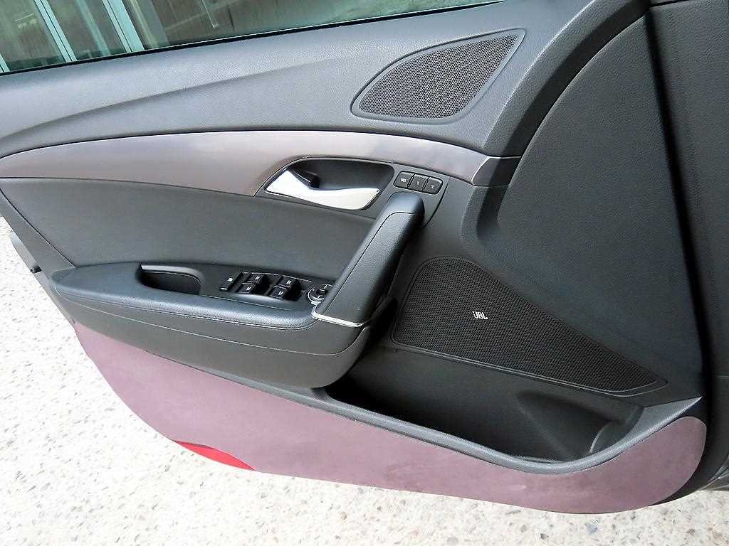 현대 i40 i40Saloon 2.0 GDI PREMIUM 이미지 11