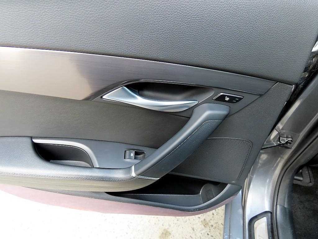 현대 i40 i40Saloon 2.0 GDI PREMIUM 이미지 17